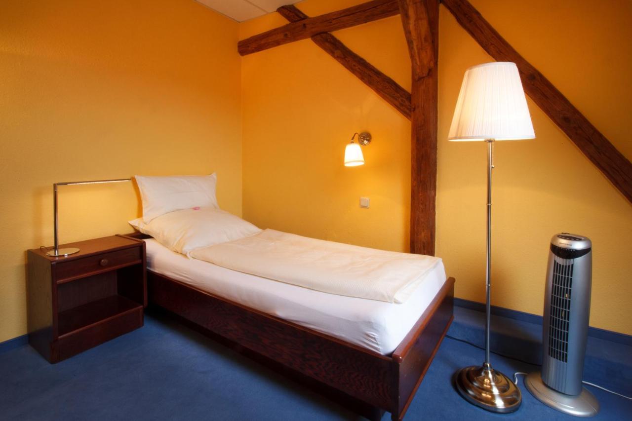 Landhotel Zum Pottkuchen Kalbe  Экстерьер фото