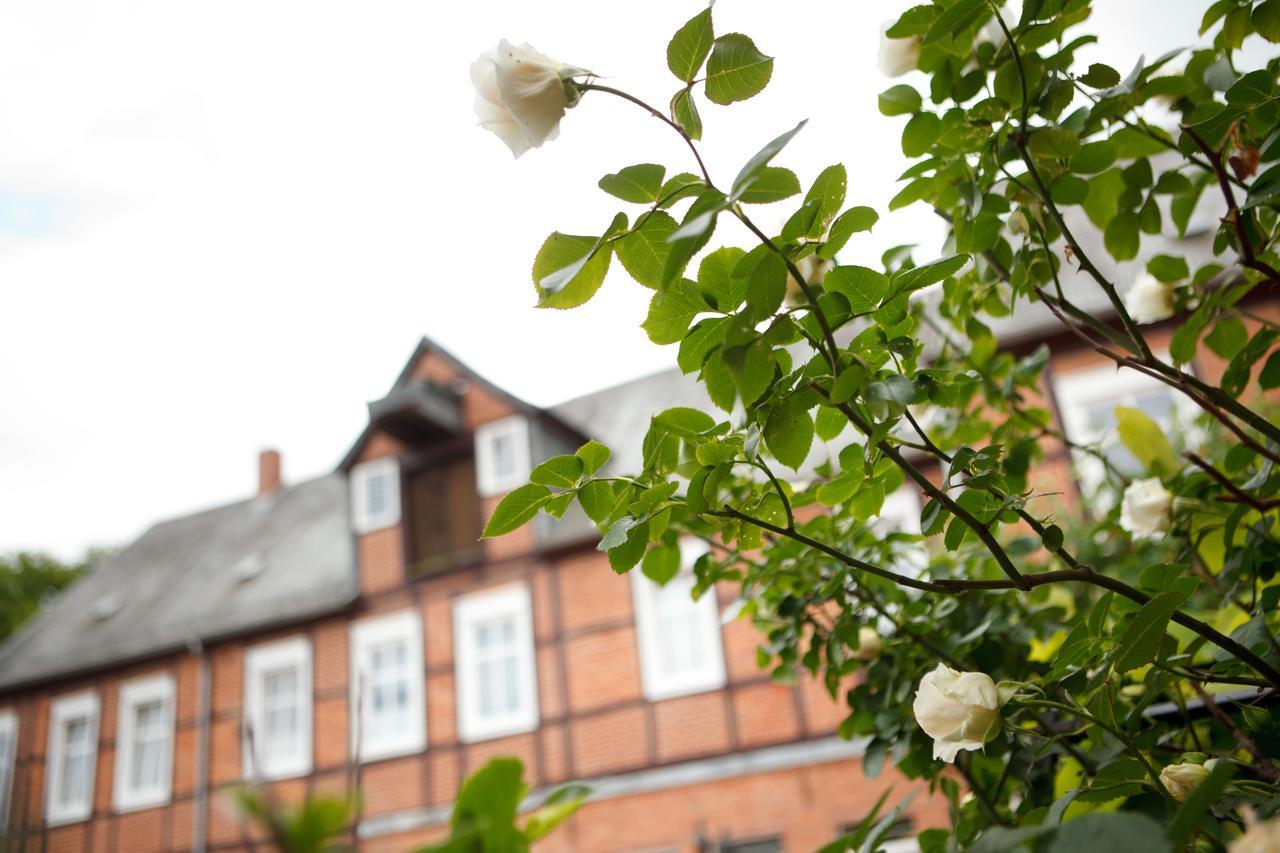 Landhotel Zum Pottkuchen Kalbe  Экстерьер фото