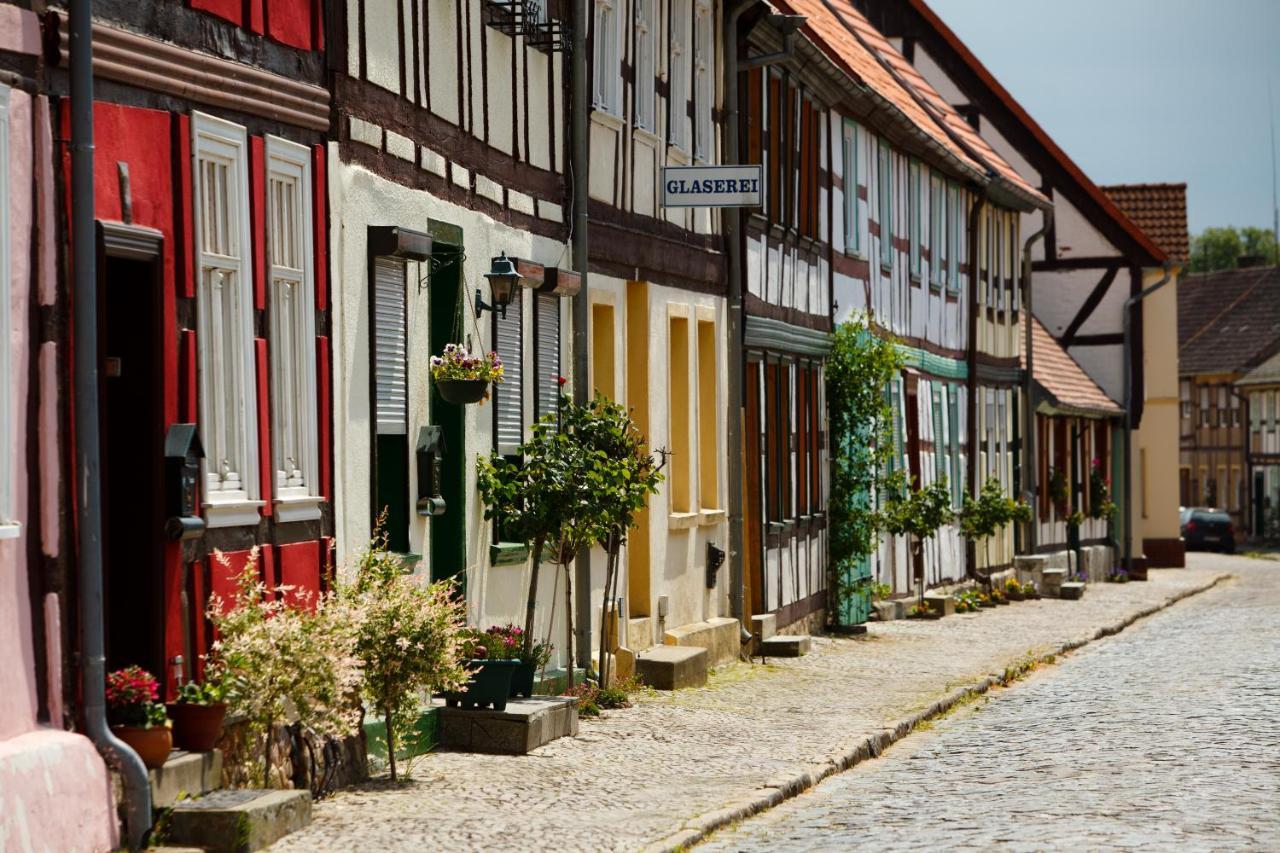 Landhotel Zum Pottkuchen Kalbe  Экстерьер фото