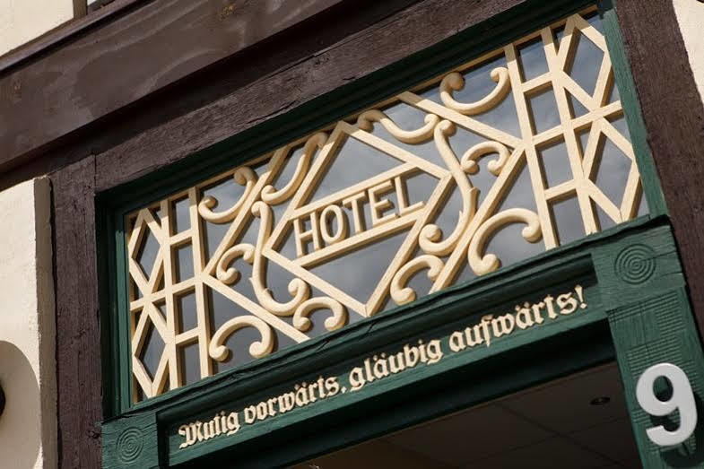 Landhotel Zum Pottkuchen Kalbe  Экстерьер фото