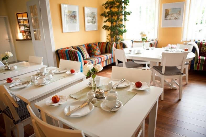 Landhotel Zum Pottkuchen Kalbe  Экстерьер фото
