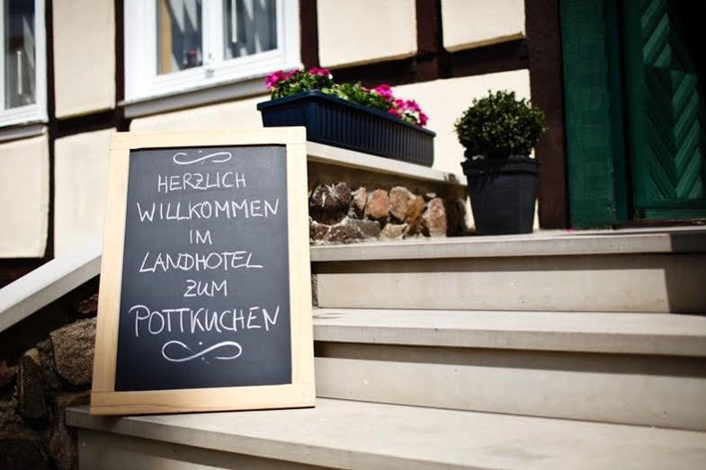 Landhotel Zum Pottkuchen Kalbe  Экстерьер фото